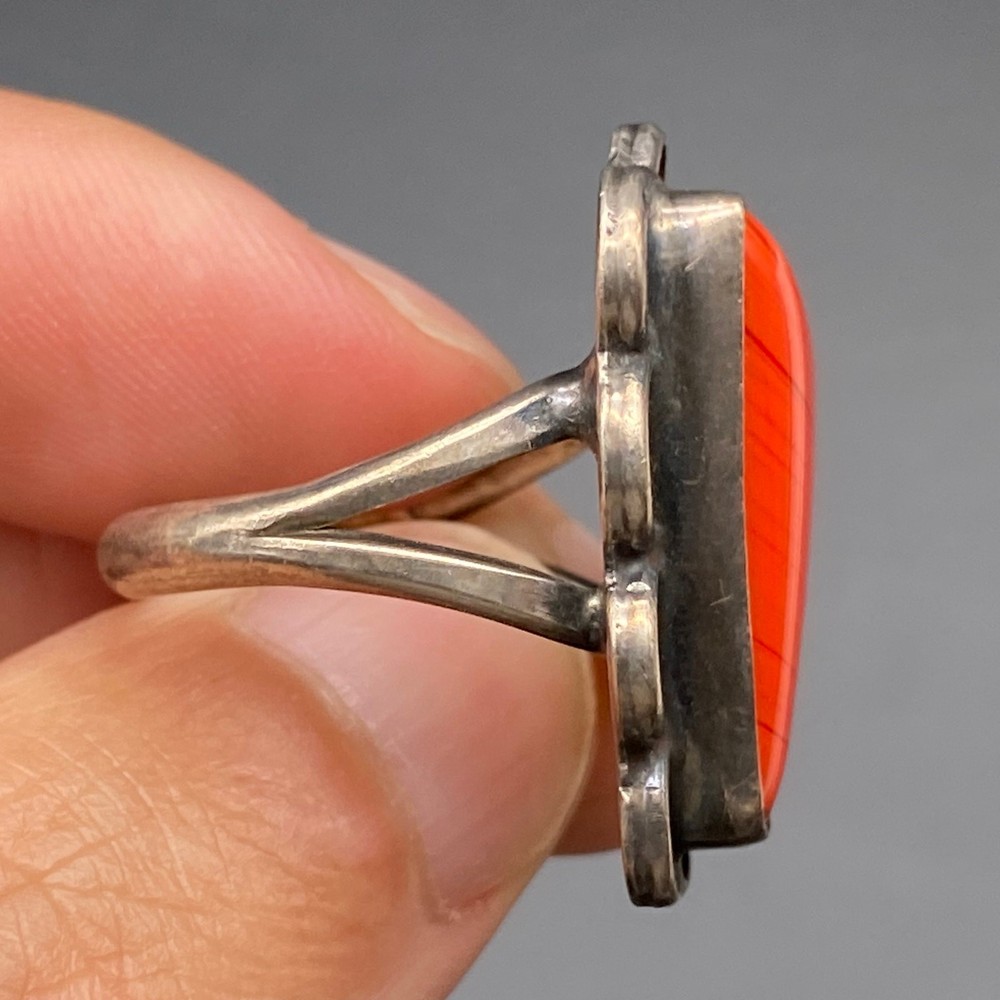 Vintage Southwestern Red Stone Silver Ring Size 7.25