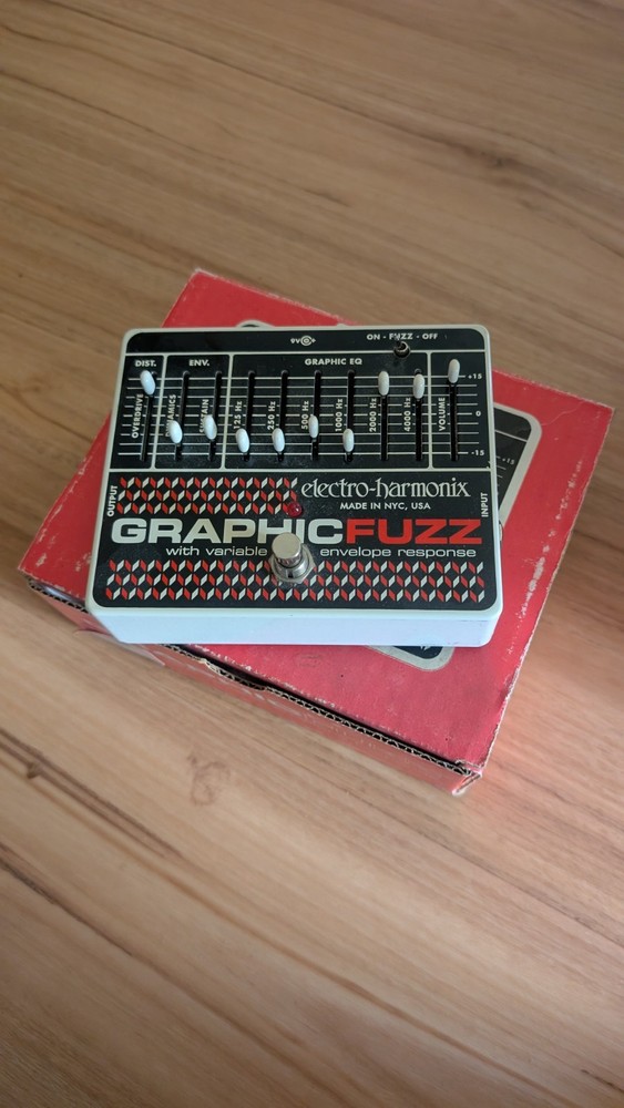 Electro-Harmonix Graphic Fuzz