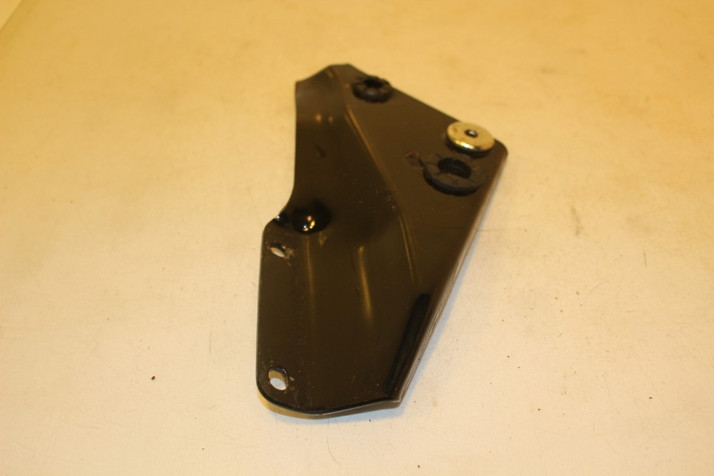 HONDA OEM LEFT EXHAUST MOUNTING BRACKET