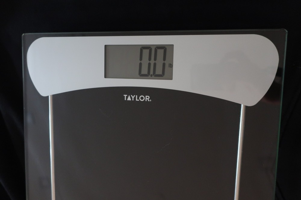 Taylor glass digital scale-Great condition