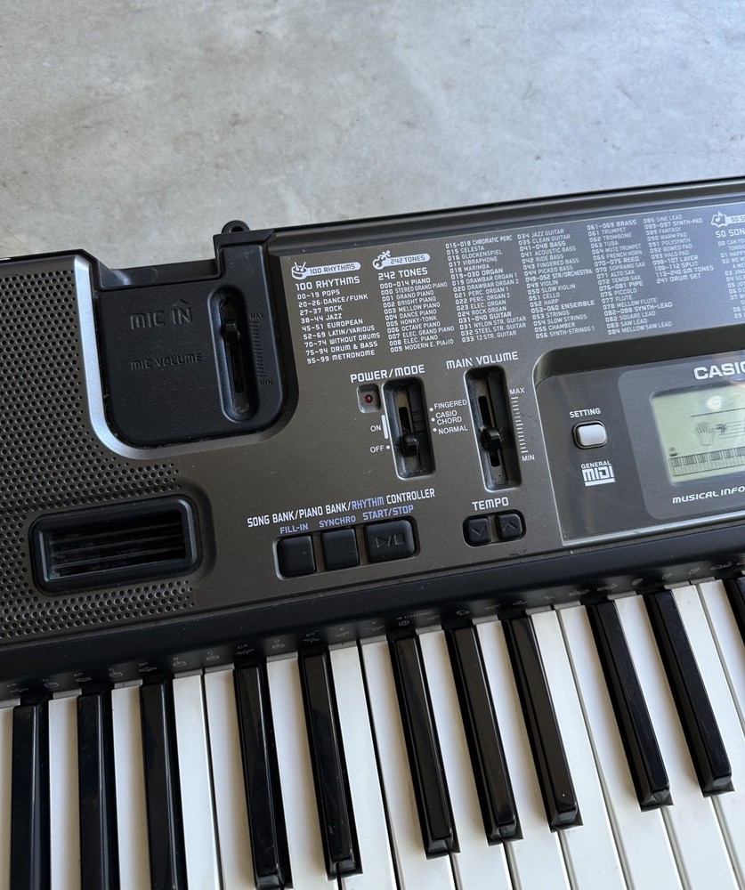 Synthesizer Casio CTK-720