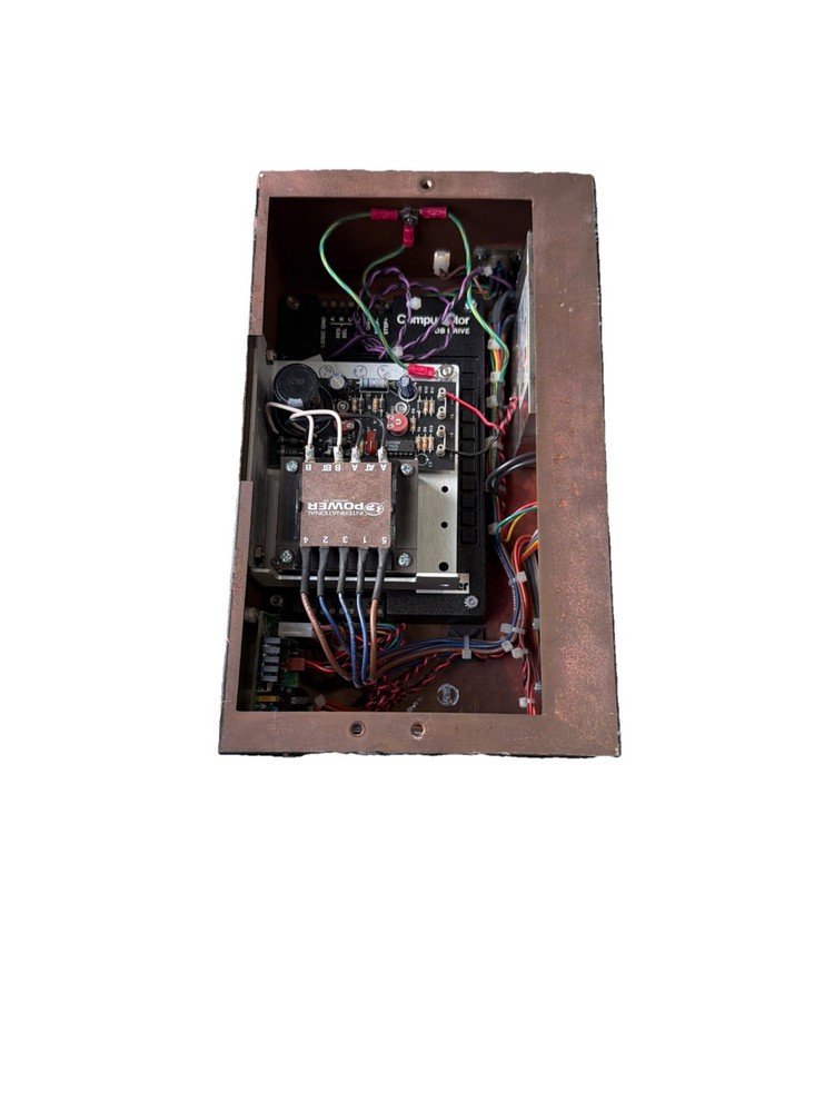 Continuum Laser Sunlite 3635 Power Supply/Component (March 2000) POWERS ON