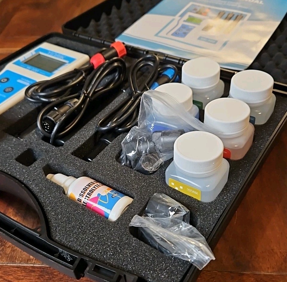 Handheld Dissolved Oxygen Meter, Smart DO Meter with Salinity and Altitude Co...