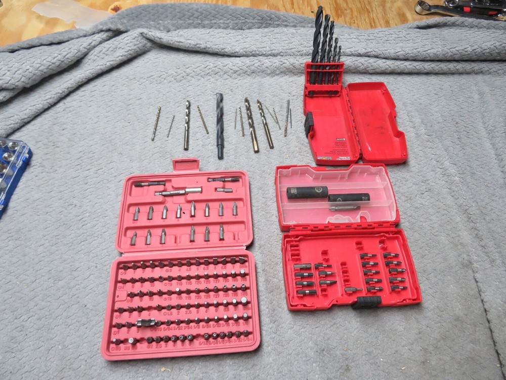 lot of Milwaukee shockwave bits / drill bits