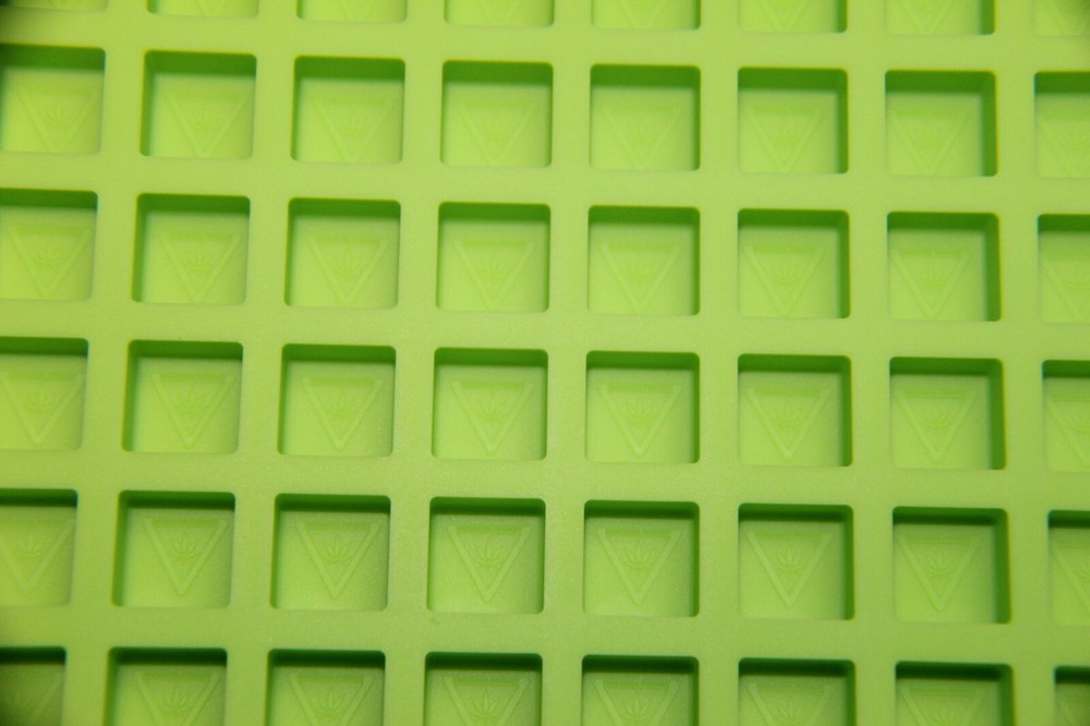 2 Cannabis Silicone Molds