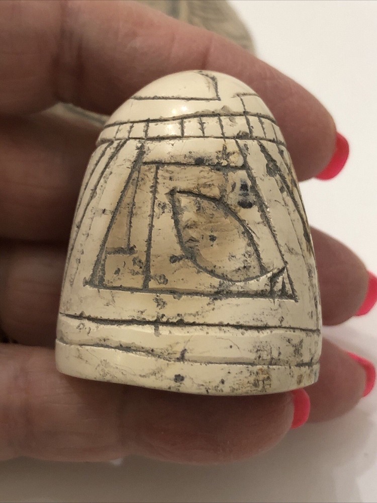 Ancient Extraterrestrial Alien Spaceship UFO w/ Astronaut
