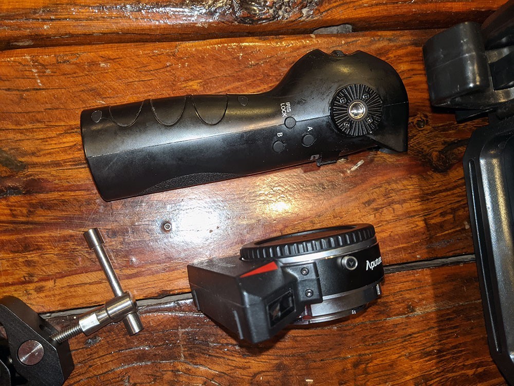 Aputure DEC Wireless Remote E-Mount Adapter With Case