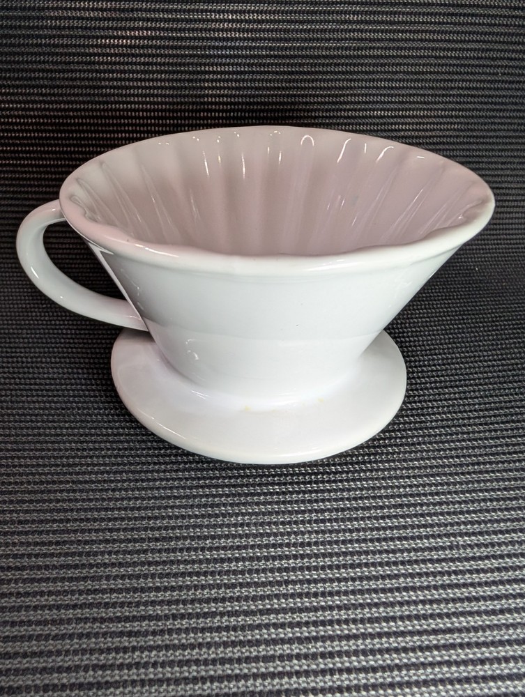 Madison Ceramic Pour Over, 1 Cup, Durable Coffee Maker - Primula