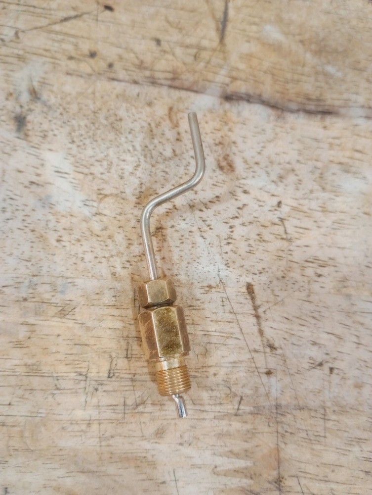 AFC Ashflash 1010 -- Tip Cleaner Lever --