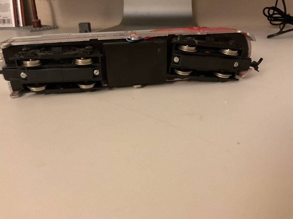 Ho Scale Santa Fe B Liner