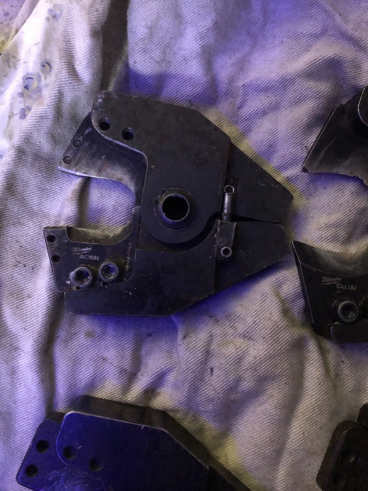 M18 FORCE LOGIC utility cutting jaws!