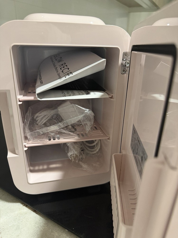 Glow Recipe Limited-edition Cooluli Glow LED Mirror Mini Fridge 4L