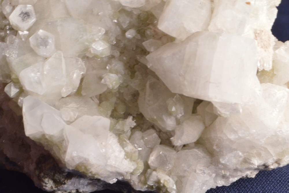 #8134 Apophyllite - India