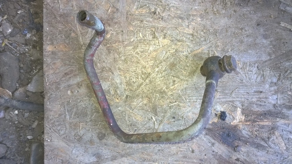 AIR COMPRESSOR LUBE PIPE 1 - REMOVED FROM FORD 75-E-15 BREAKING