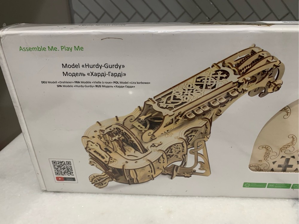 UGears Hurdy Gurdy