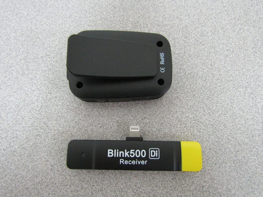 Saramonic Blink 500 B3 Digital Wireless Microphone System for iOS Devices (c)