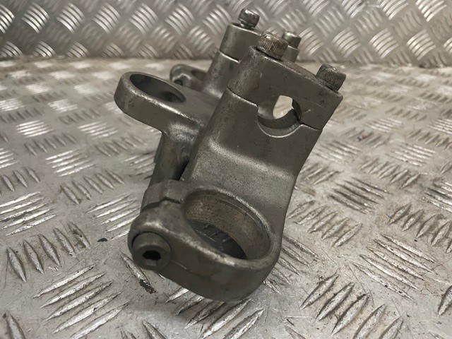 YAMAHA TDR 125 top yoke