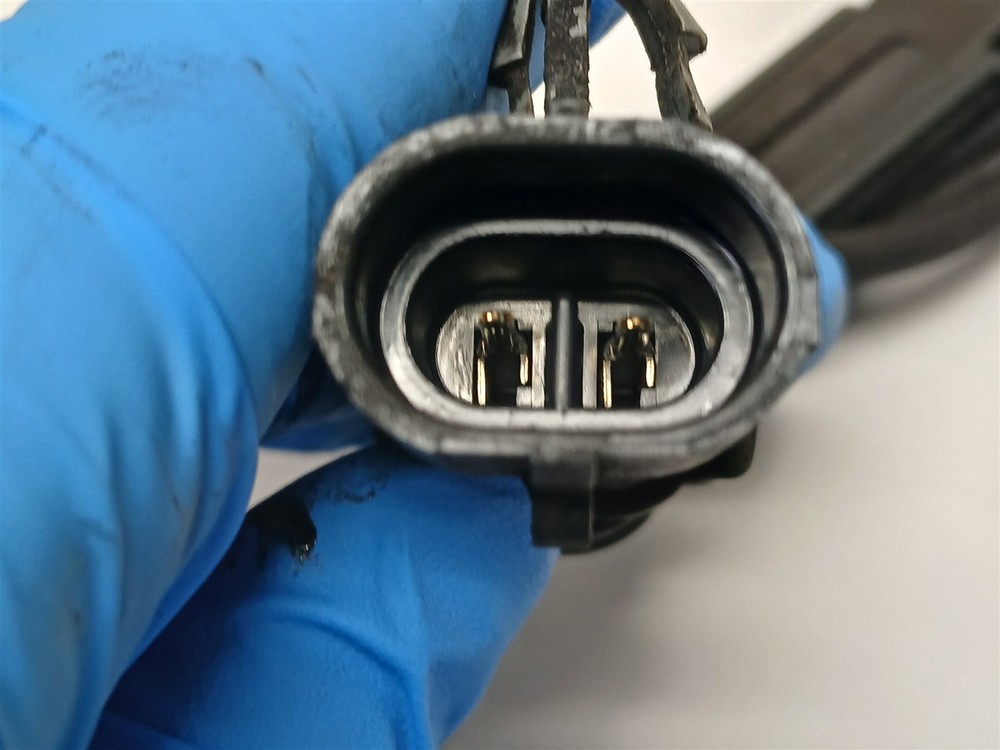 Harley-Davidson 2013 Street Glide Front ABS Wheel Speed Sensor 40614-08