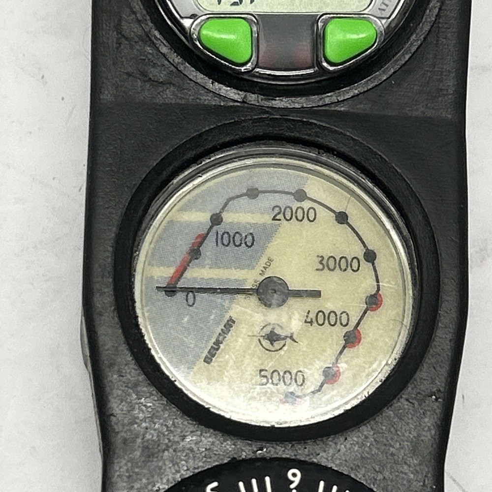 Aeris Atmos Pro Dive Computer Console. Triple Gauge. Scuba Tested.