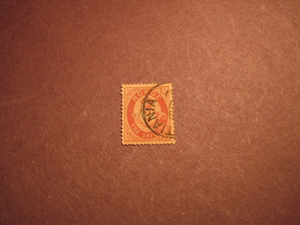 Norway Stamp Scott# 18 Post Horn & Crown 1872-75  L20