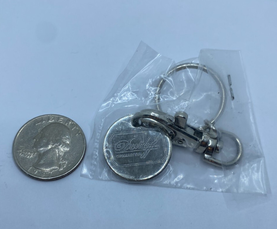 Davidoff Cigarettes Keychain Clip - Silver Tone - New In Package