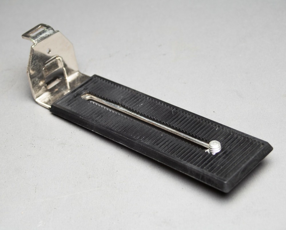 6" Metal Camera Flash Bracket Clamp Type for Handle Mount Flash