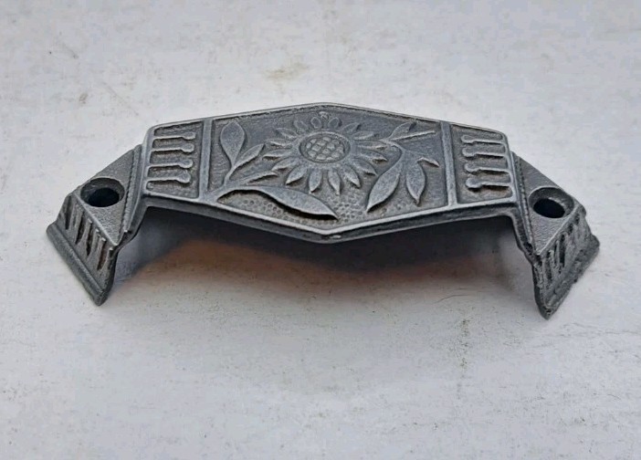 Antique Bin Pull Sunflower Drawer Cabinet Pull Old Vintage Iron Handle Hardware