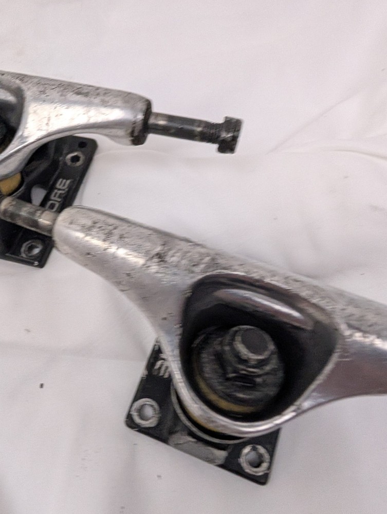 CORE skateboard trucks 7.5" Used
