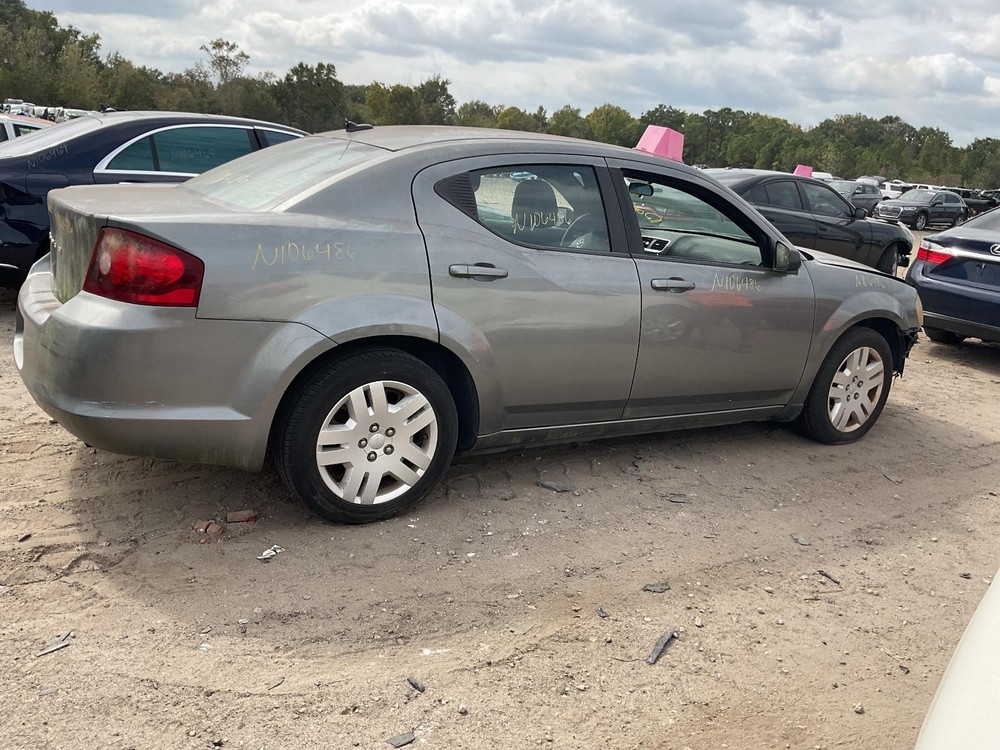 Used A/C Selector Switch fits: 2013 Dodge Avenger manual temperature control rea