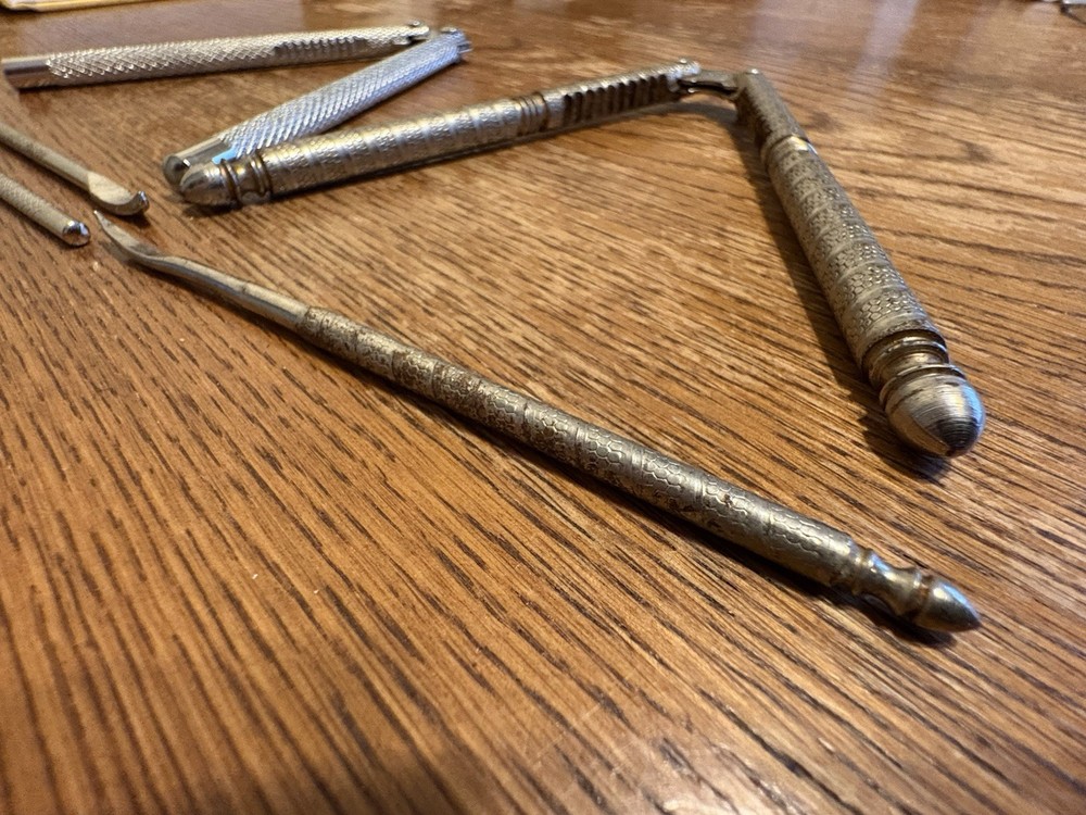 Vintage HMQ Nutcracker Set Of 2 Includes Picks