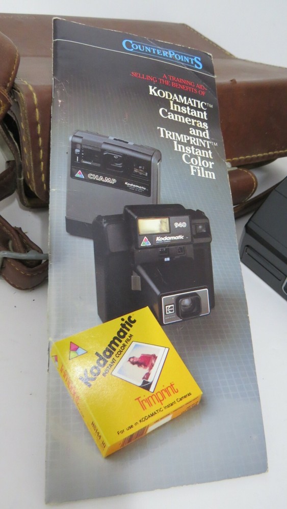 VTG Kodak Kodamatic 960 Instant Camera Electronic Flash + Leather Case UNTESTED