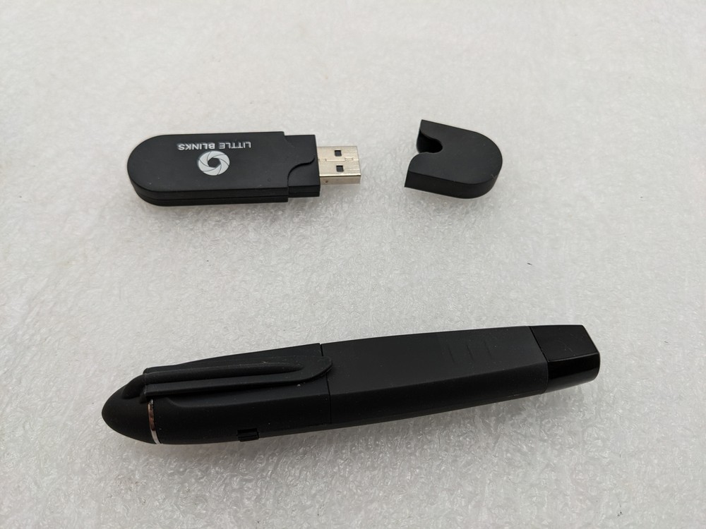 Wireless Laser Pointer Presentation Presenter Pointer with USB Receiver + bag