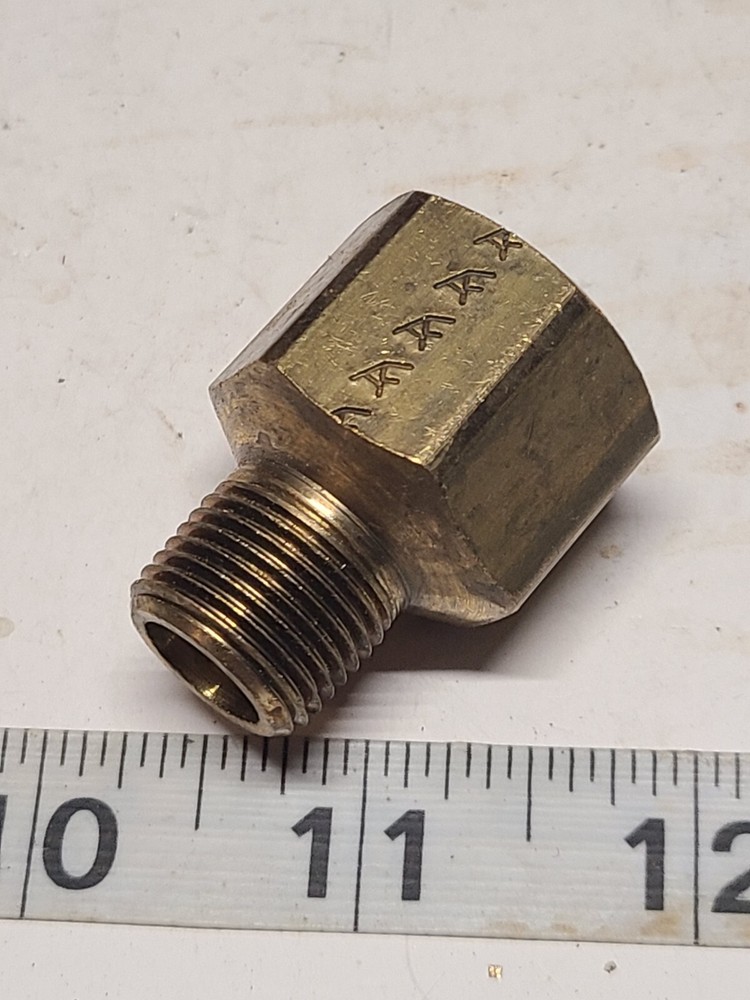 Brass Pipe Reducing Adapter 1/2" FNPT x 3/8" MNPT