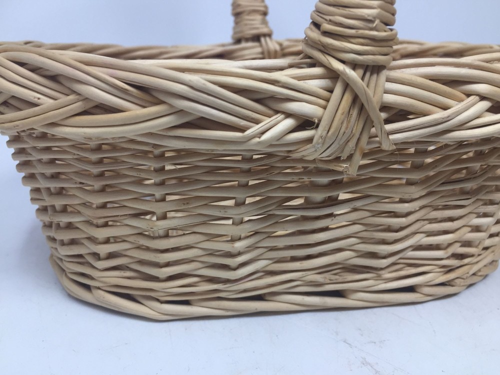 Small Woven Wicker Basket with handle