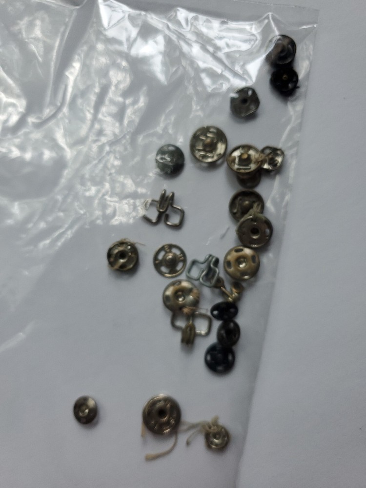 Sewing Snaps Assorted Sizes With Hooks