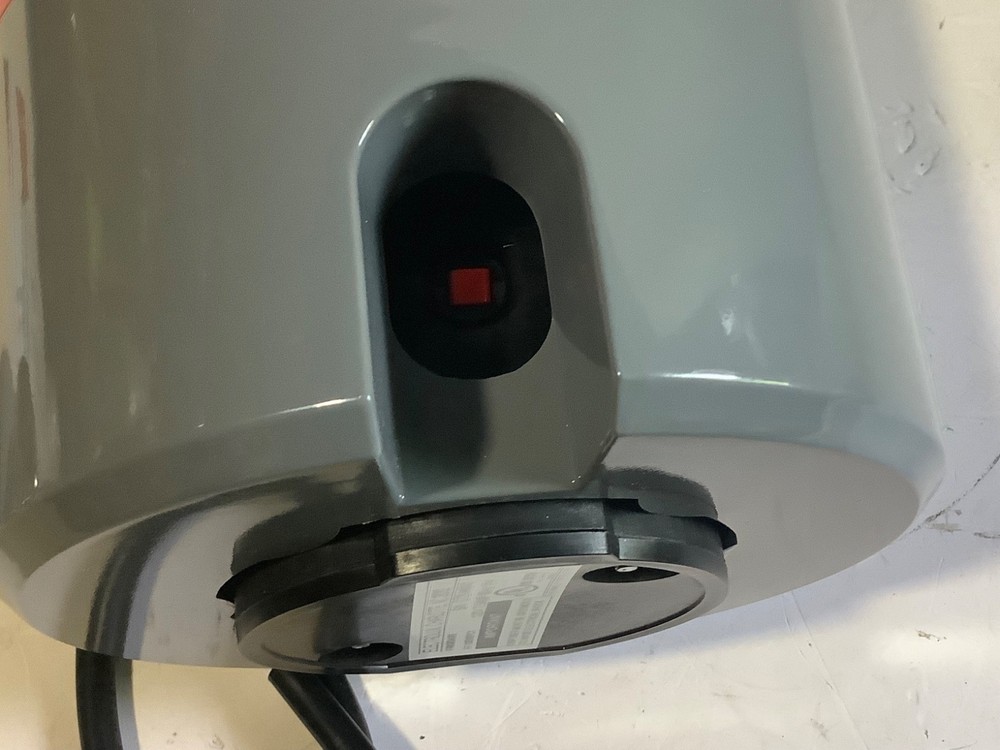 Frigidaire 1.25 HP Corded Garbage Disposal FF13DISPC1