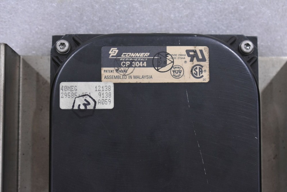 CONNER PERIPHERALS CP-3044, CP3044 HARD DISK DRIVE, WITH MOUNTING PLATE, SDS13
