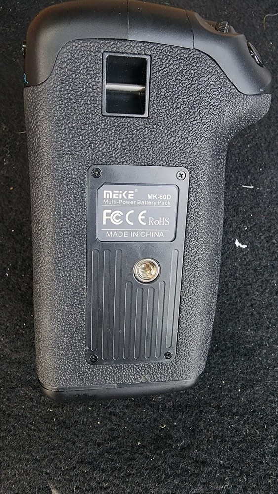 Meike Multi Power Battery Pack MK 60D for Canon 60D& 60Da OPEN BOX
