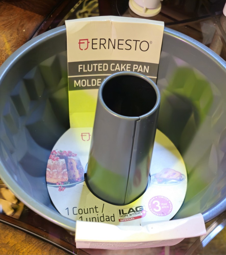 Ernesto Fluted Cake pan
