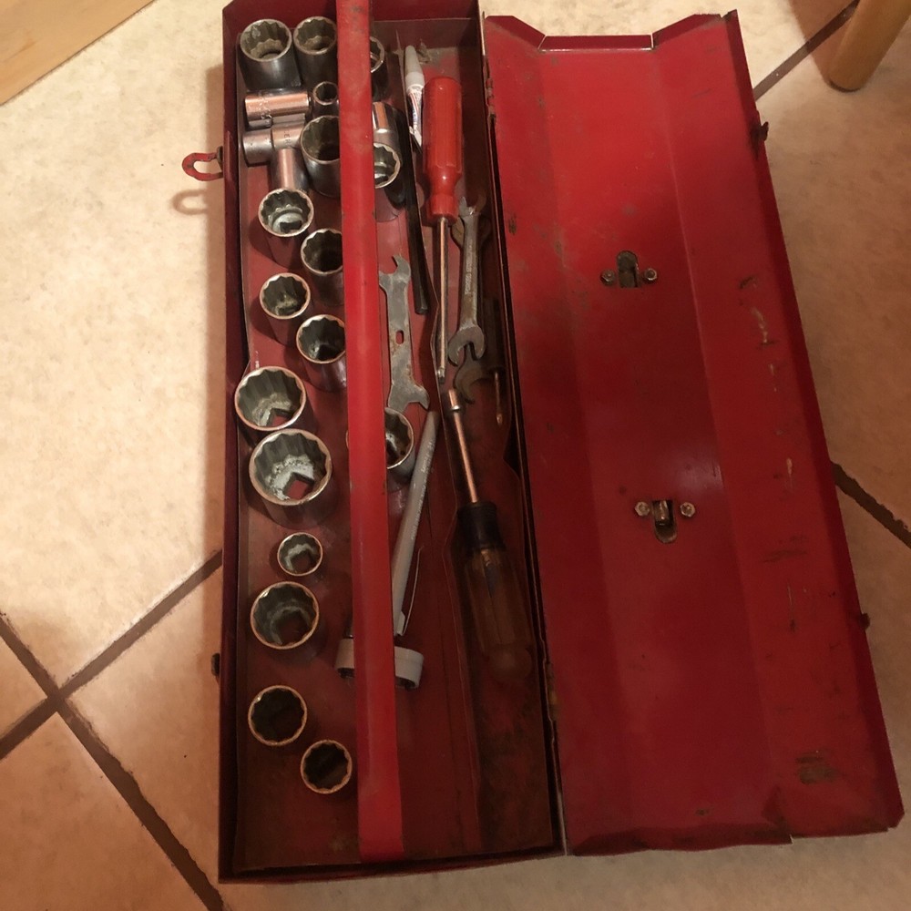 VINTAGE Wiseco Performance Piston RED TOOL BOX w/ TRAY Preowned