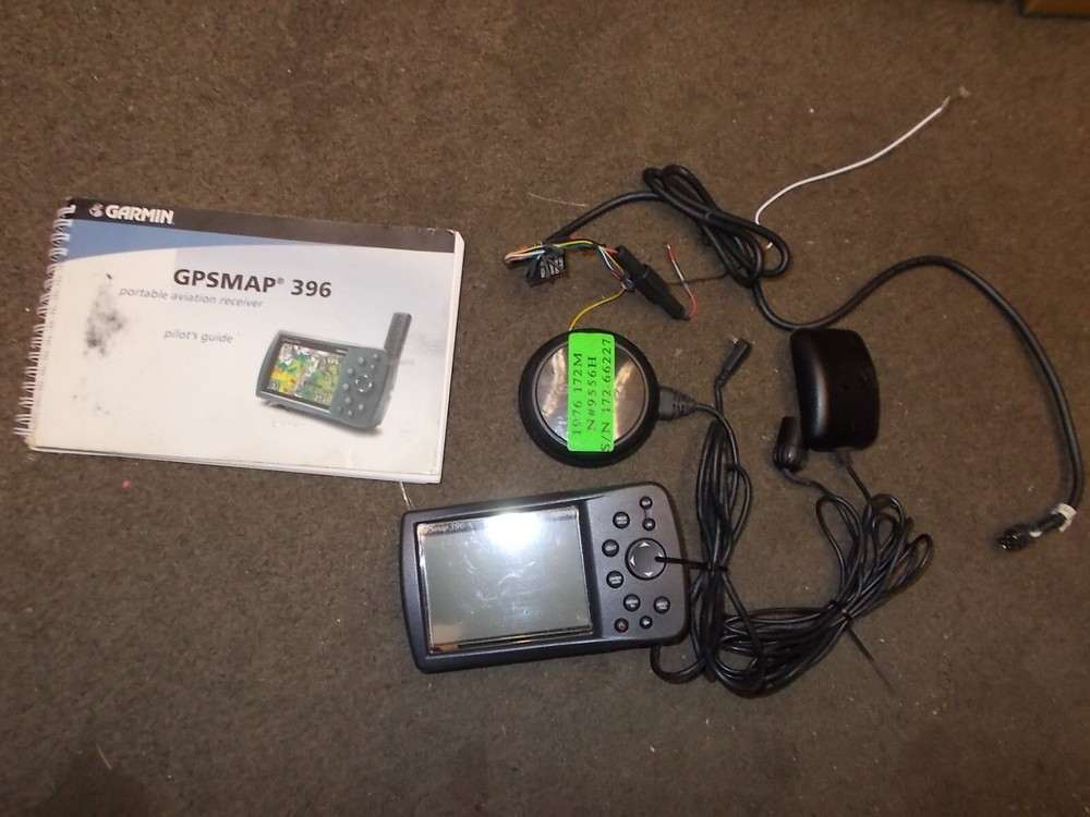 GARMIN 396 w/2 ANTENNAS