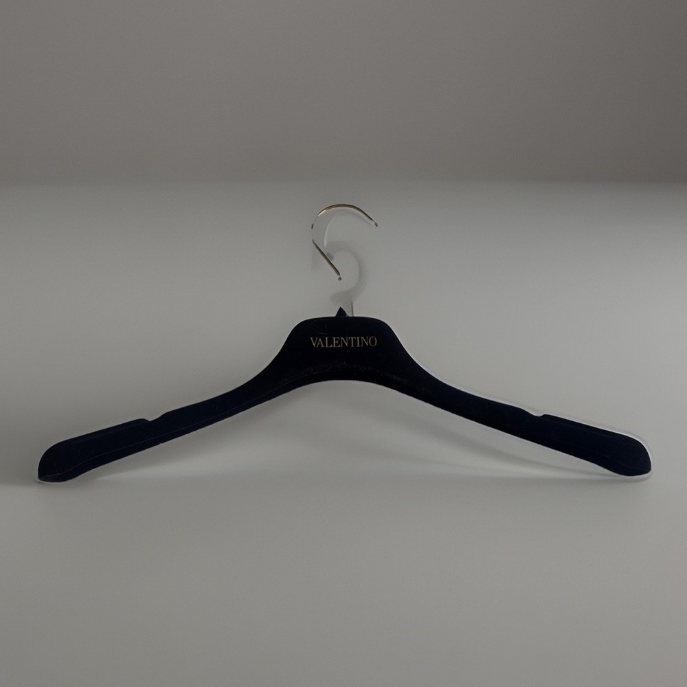 Authentic Luxury Hangar - Valentino,