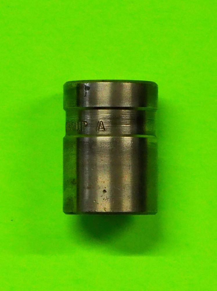 CH-4D (Group "A") Case Holder-(303-1)-NOS-in box