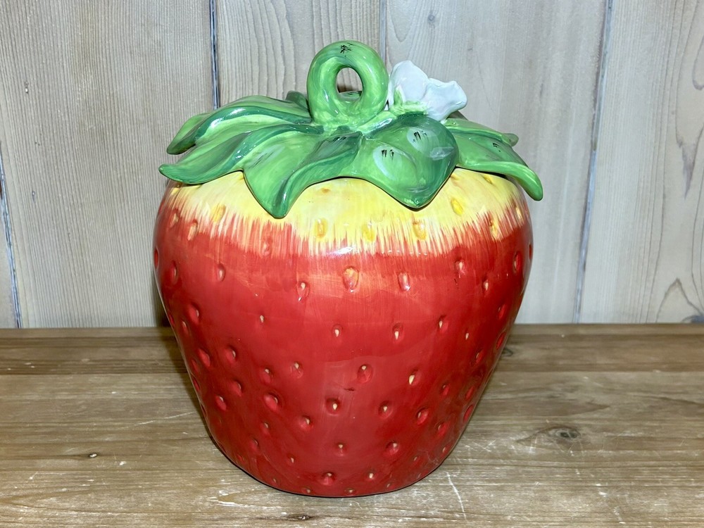 Cracker Barrel Berries Large Strawberry Drink Dispenser