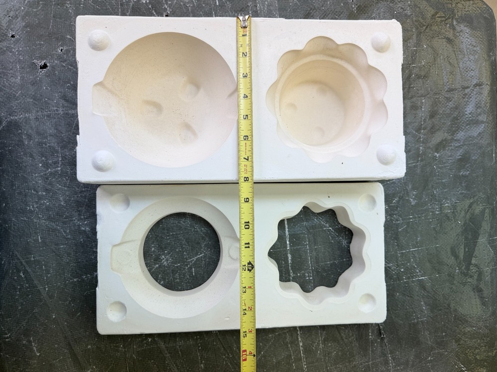 VINTAGE JOHN'S CERAMIC MOLD #511 FLOWER POT