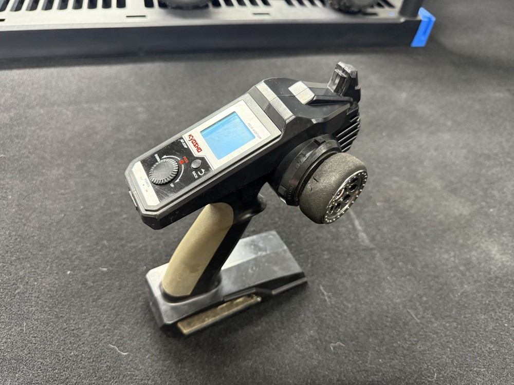 Kyosho Synchro Kt-331P