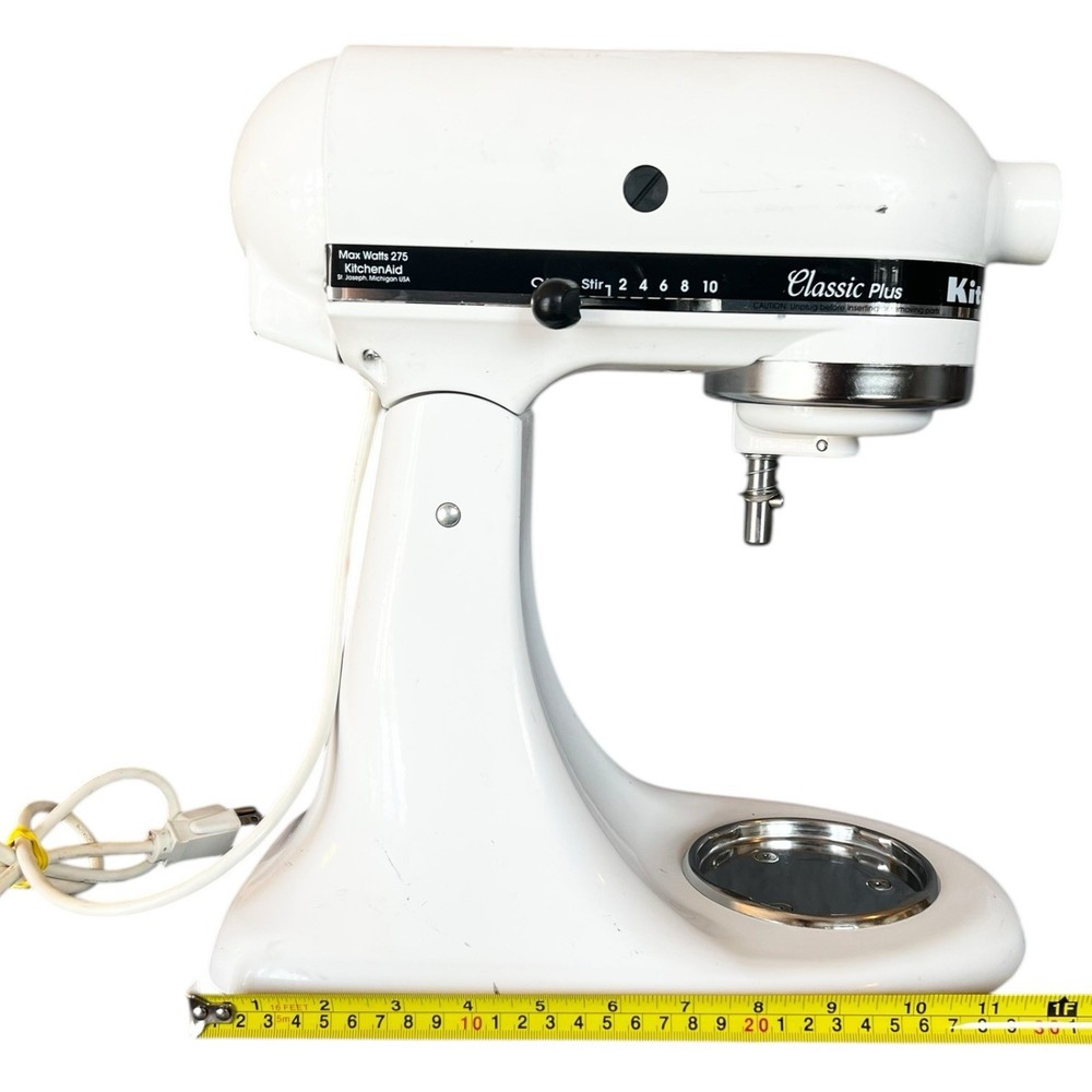 Kitchen Aid Model No KSM75WH Classis Plus Table Top Mixer
