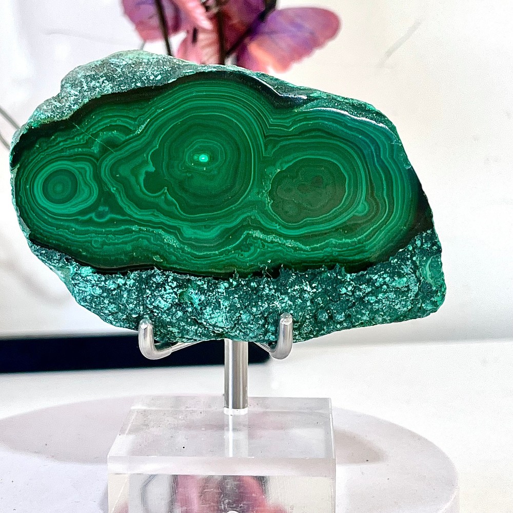 413G Green Malachite Coarse Mineral Sample