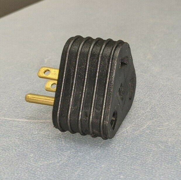 RV Electrical Adapter Plug 15AMP Male to 30AMP Female Motorhome Camper