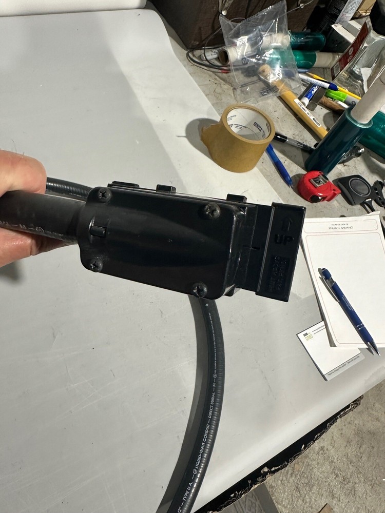 6’ Long Basefeed For Herman Miller Cubicles
